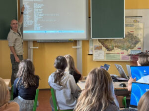 Do první třídy „na zkoušku“? Babiš chce vrátit dodatečné odklady dětí. Ví, jaké problémy tím způsobí?