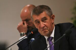 Ministr Šebestyán jako hlavní obránce Andreje Babiše? Premiéra hájí stůj, co stůj
