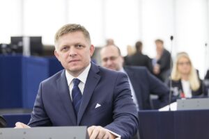 Slovenská zkušenost jako strašák pro Česko. Probudí nás z iluze neškodné Babišovy vlády?
