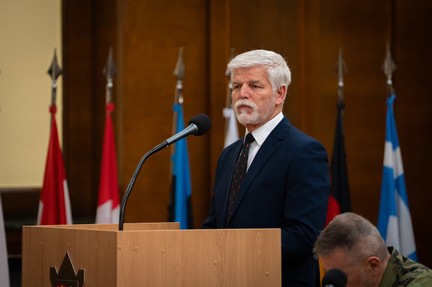 Prezident se do dalšího střetu s Babišem nehrne. Ohledně Summitu NATO se krotí