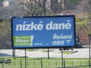 Pravice se rozpadá, strany se pořád topí ve stejných problémech. Těžit z toho může překvapivě nové hnutí
