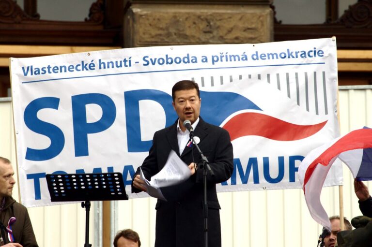 Praha Vaclavske namesti rijnova demonstrace proti prijeti uprchliku Tomio Okamura II 1 spd