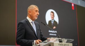 „S prezidentem v delegaci už nikdy“. Uražený Babiš nedokáže překousnout, že ze summitu vyšel jako poražený
