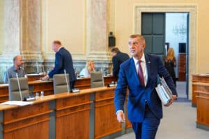 Nejdřív Okamura, teď Babiš s Havlíčkem. Proč si vláda tak oblíbila cesty do Číny?