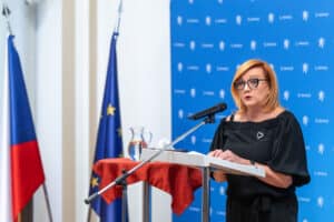 Schillerová má zase jednou pravdu: Vytvářet u seniorů očekávání vyšší valorizace není fér. Škoda, už se stalo