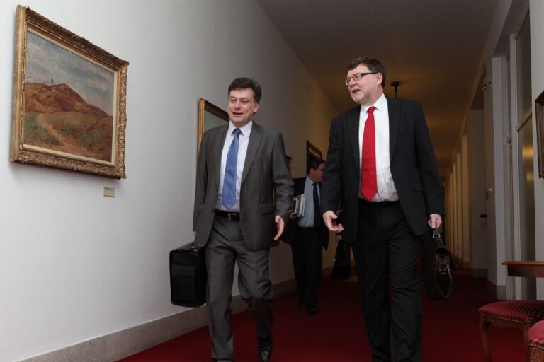 Zasedani vlady CR 9. ledna 2013 01